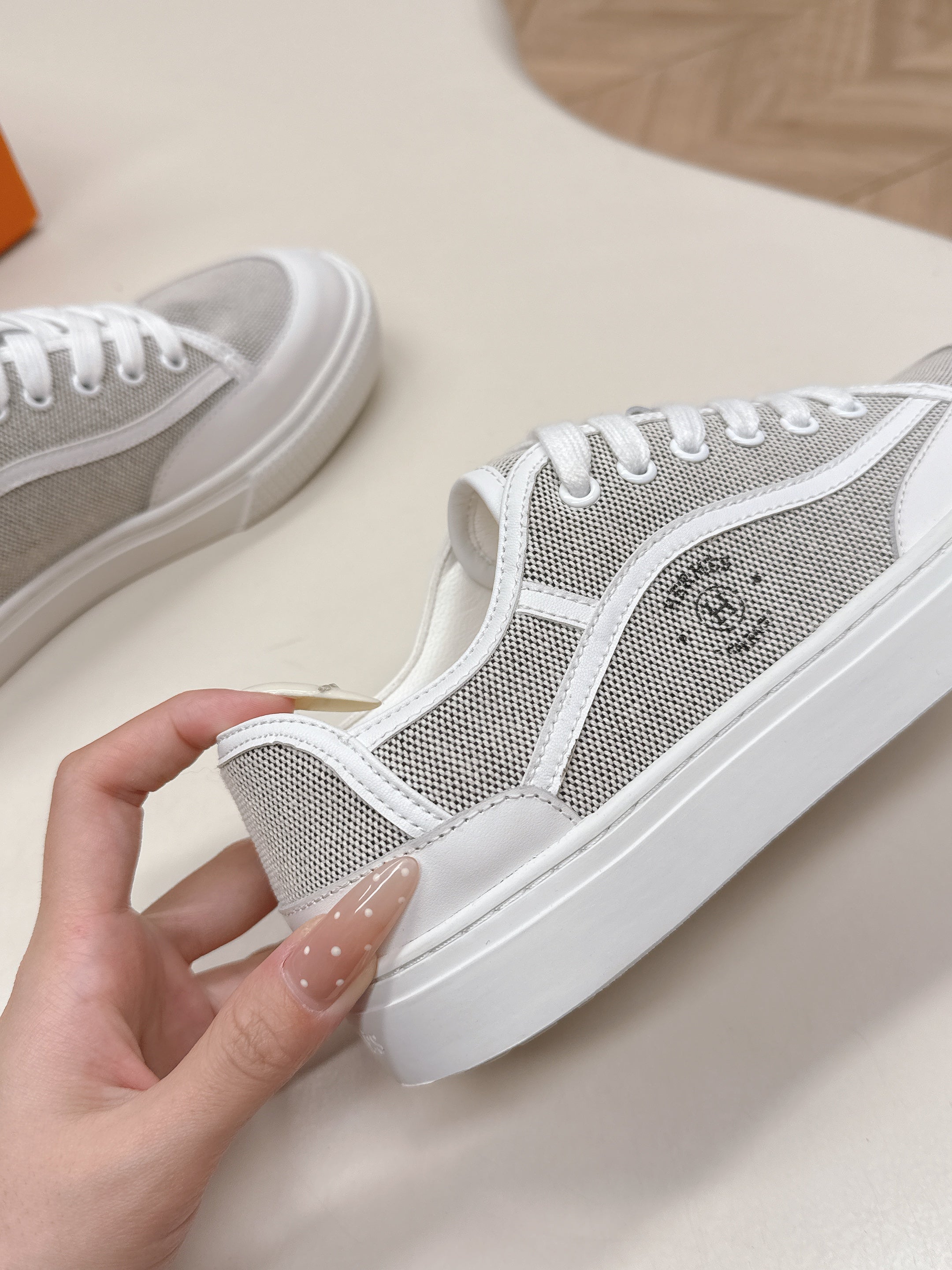 HM 25S SNEAKER LOW SPORTS IN GREY CANVAS MIX WHITE LAMBSKIN、mysite、Cacoeks