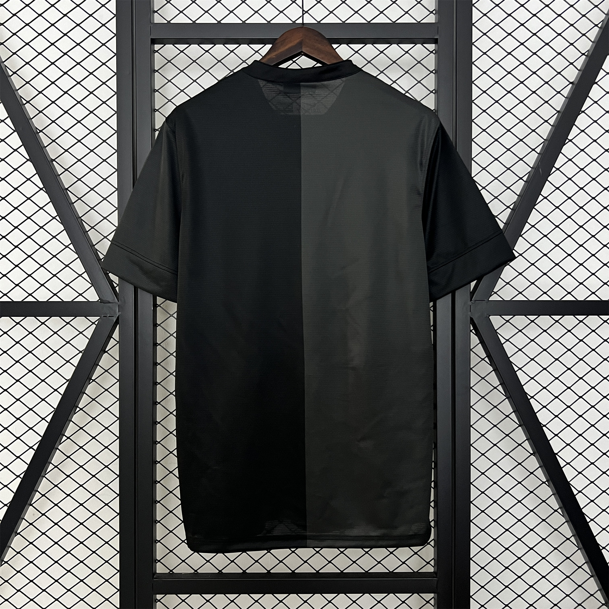 GlobeJersey-Retro Manchester City 2013-14 Away Jersey