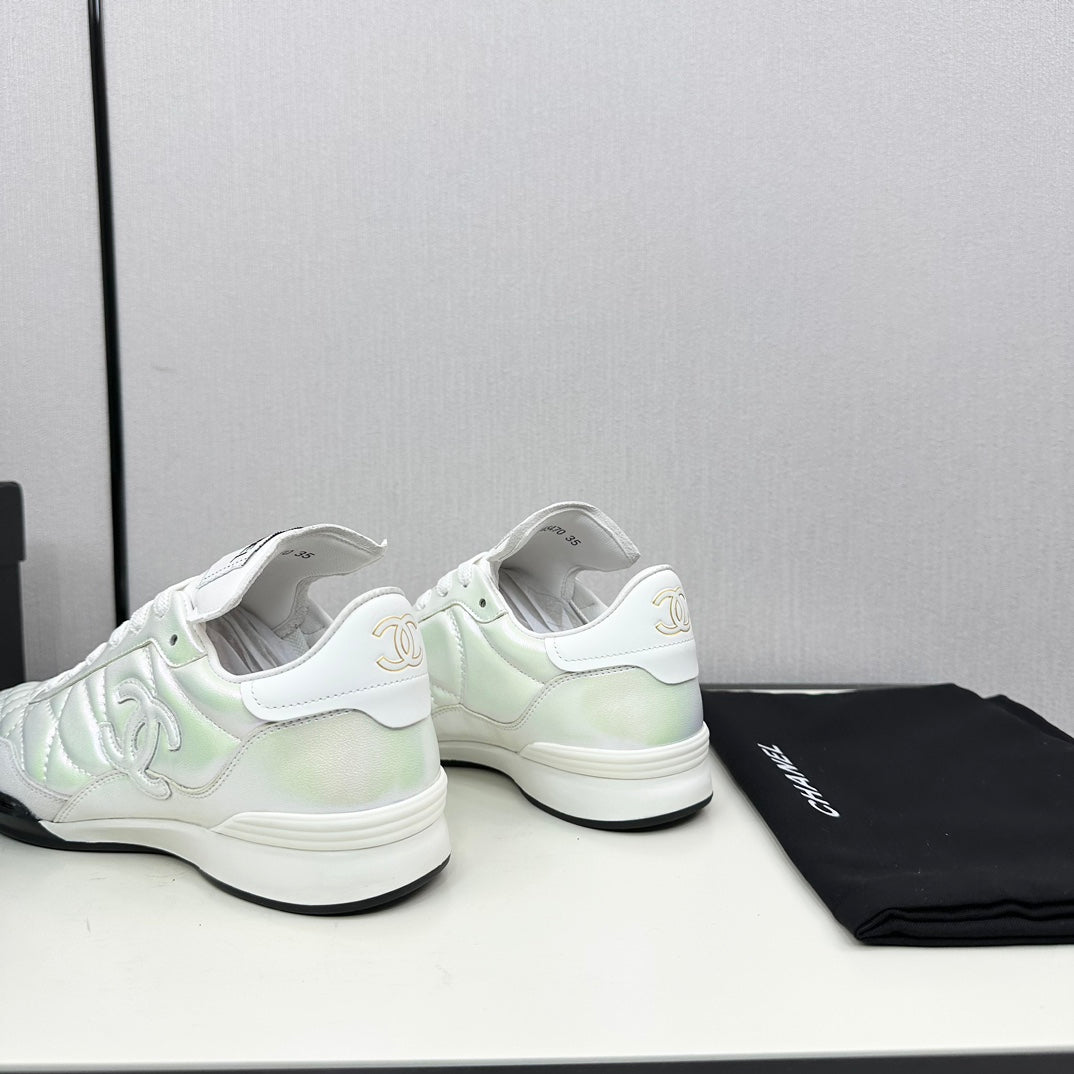 SPORTS SHOES IN GLOSSY WHITE CALFSKIN、mysite、Cacoeks