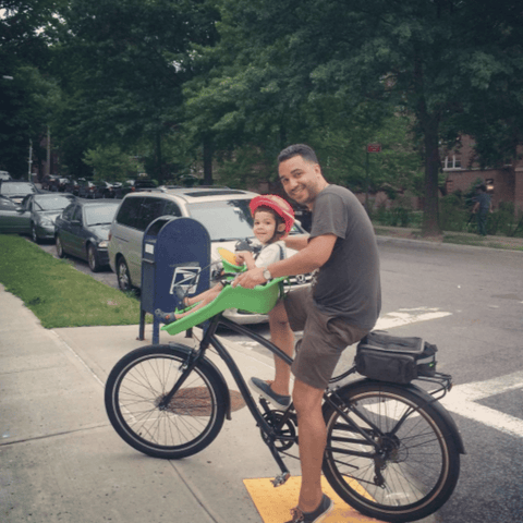 Man_Riding_with_EVRY_journey_FAT_TIRE_500W