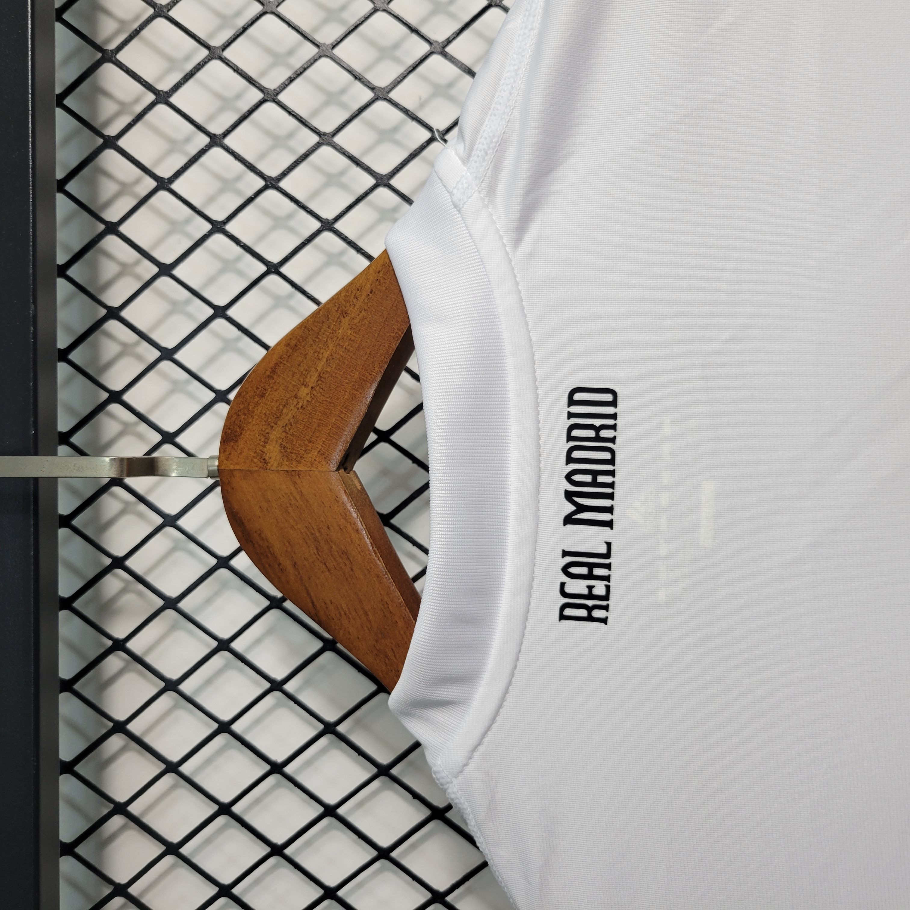 Higojerseys-Retro Real Madrid 10-11 Home Stadium Long Sleeve Jersey