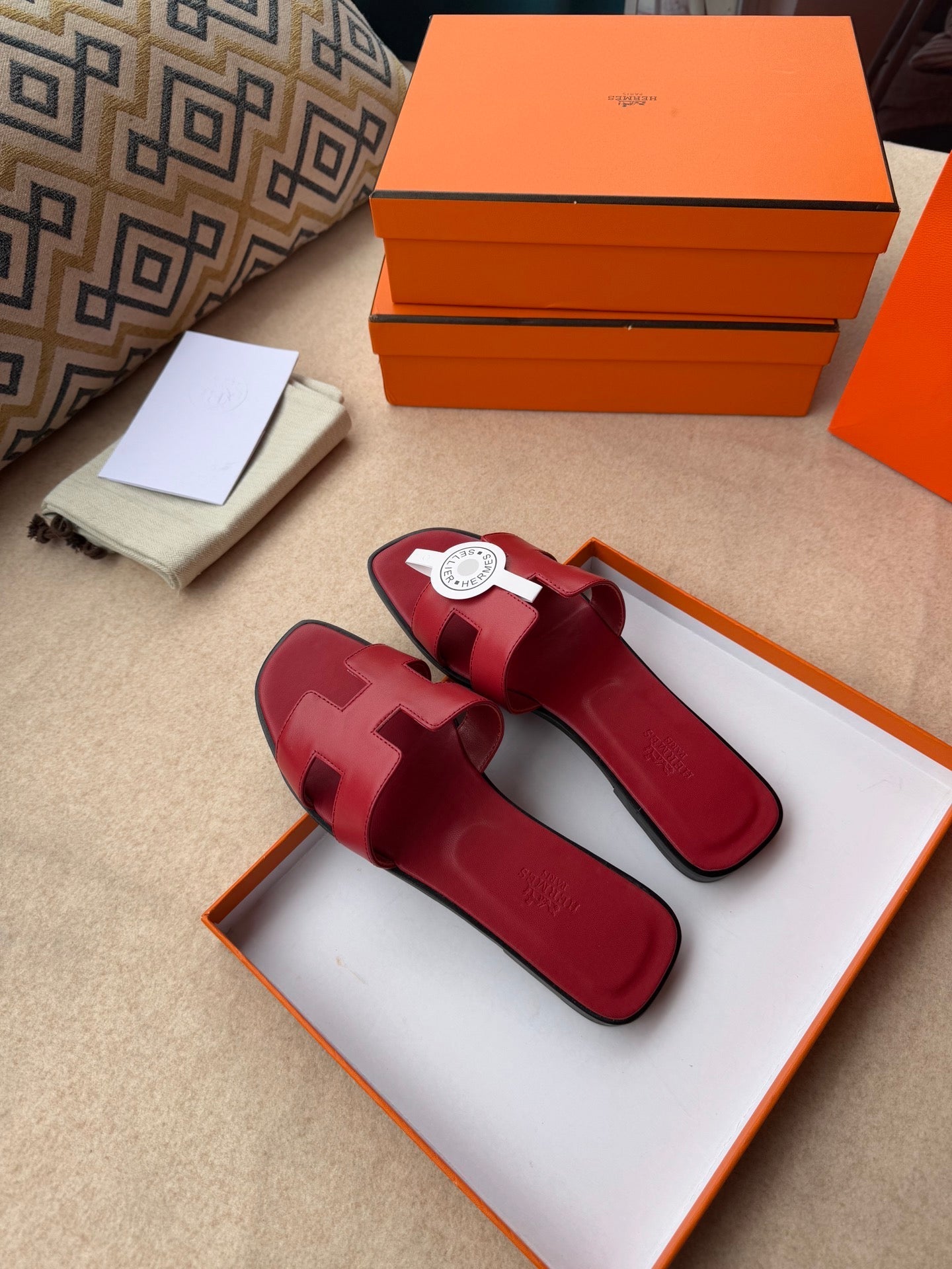 0RAN SANDALS IN JAM RED CALFSKIN、mysite、Cacoeks