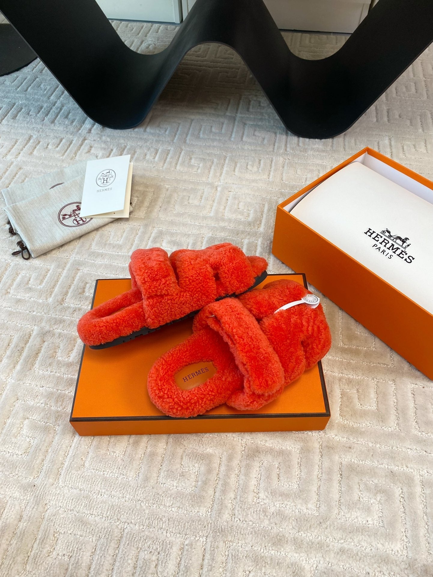 CHYPRE SANDAL IN LIGHT ORANGE SHEARLING、mysite、Cacoeks