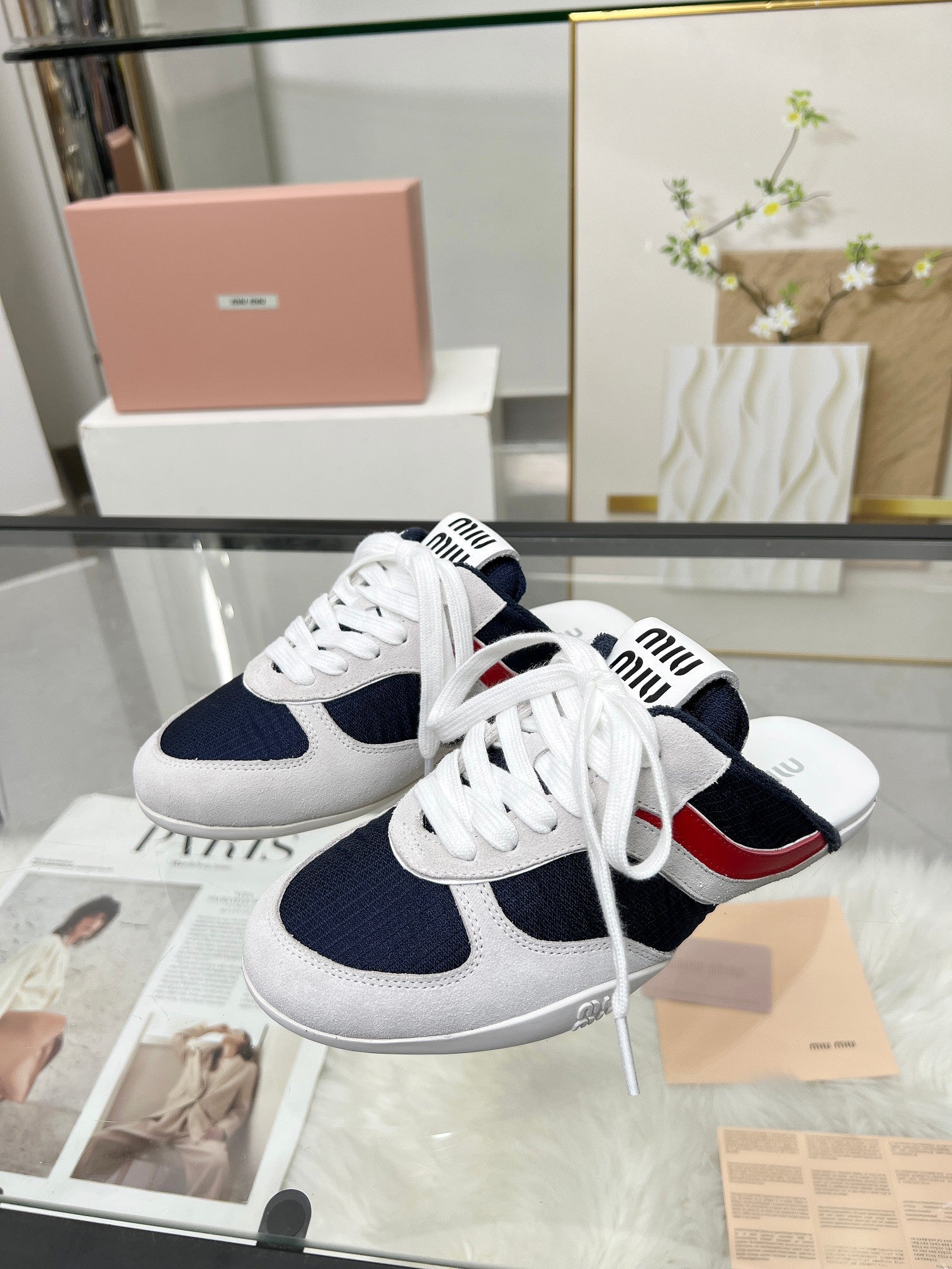 GYMNASIUM SNEAKERS MULES IN OFF WHITE SUEDE AND NAVY BLUE TECHNICAL FABRIC、mysite、Cacoeks