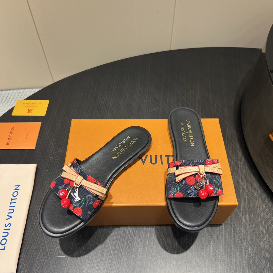 LV SLIDE SANDALS 25S IN BLACK DENIM AND CALFSKIN WITH CHERRY BLOSSOM BUCKLE、mysite、Cacoeks