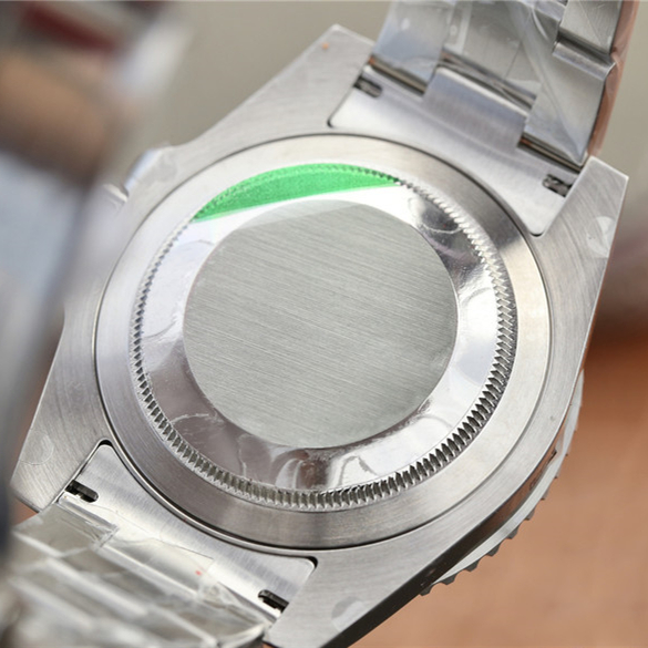 兼职  林炎: luxecystore