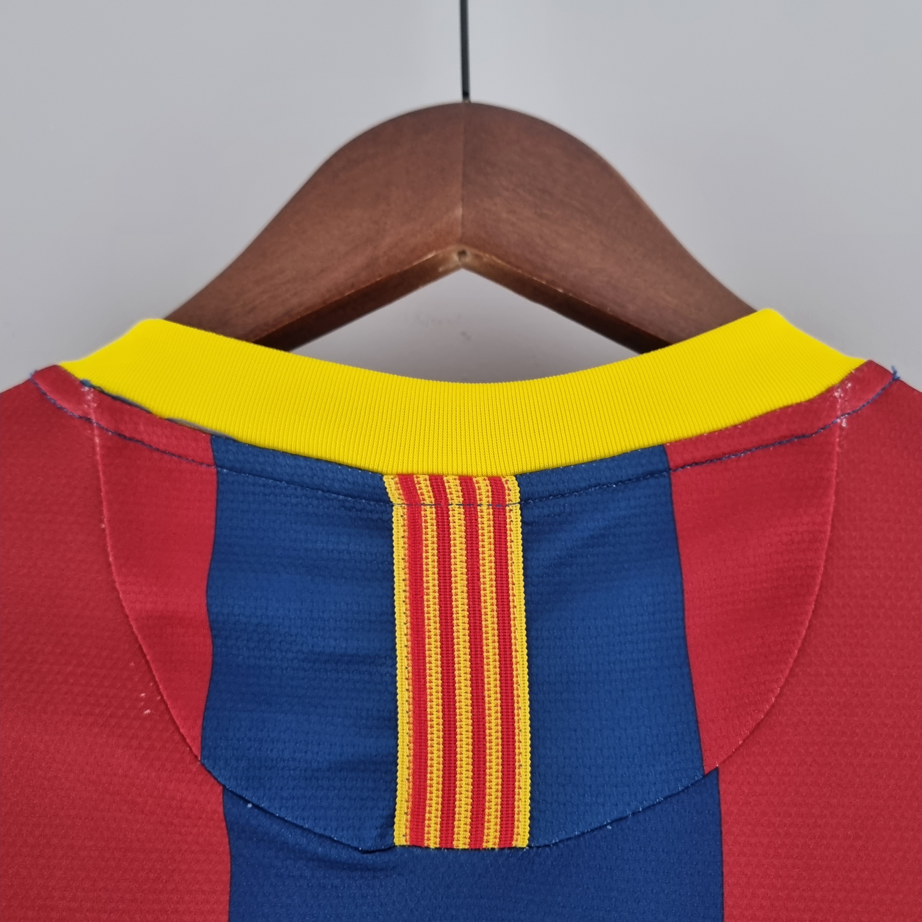 Higojerseys-Retro Barcelona 10-11 Home Long Sleeve Jersey