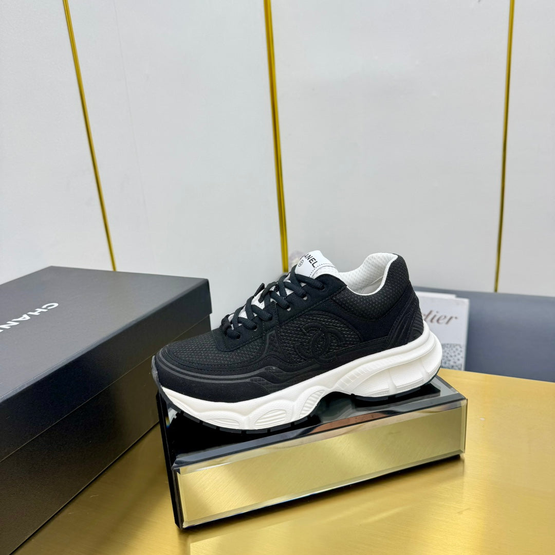 DAD SNEAKER IN BLACK SUEDE AND BREATHABLE MESH、mysite、Cacoeks