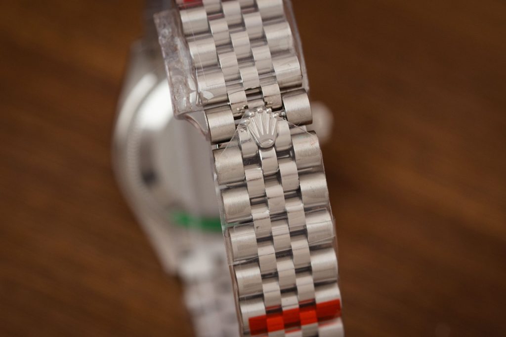 Đồng Hồ Rolex DateJust Nữ Đính Đá Mặt Xanh Blue Máy Thuỵ Sỹ 31mm (1)