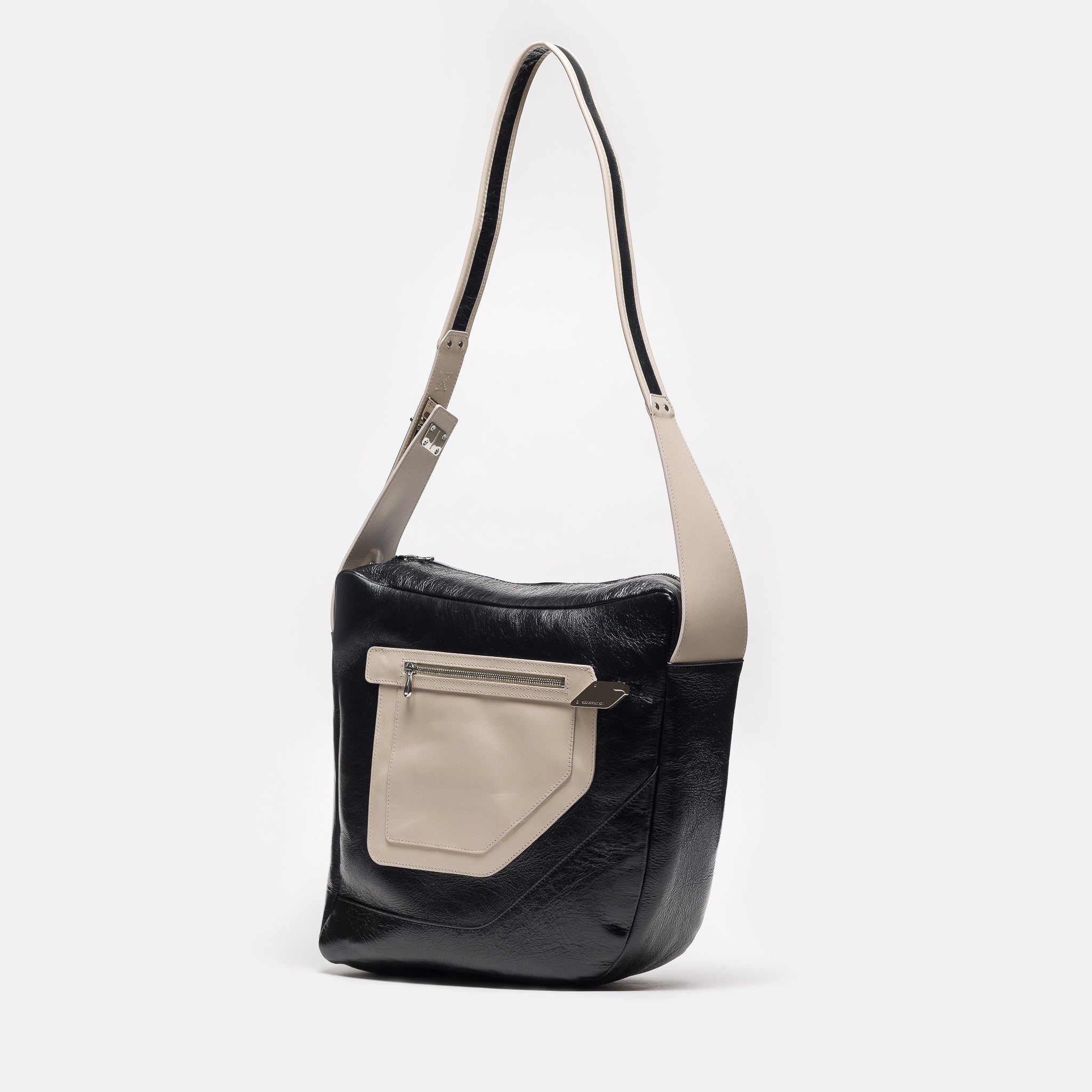 Deultum Leather Bag in Black/Beige