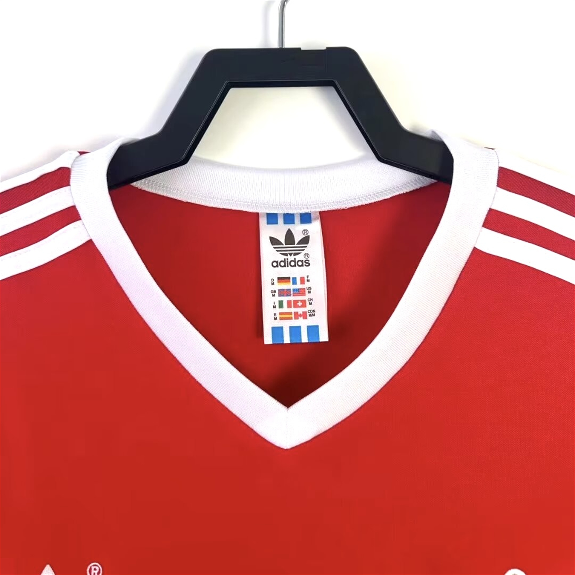JerseysGala.com | Retro Nottingham Forest 1977-80 Home Jersey -Customize Name, Number and Patch | Worldwide Shipping