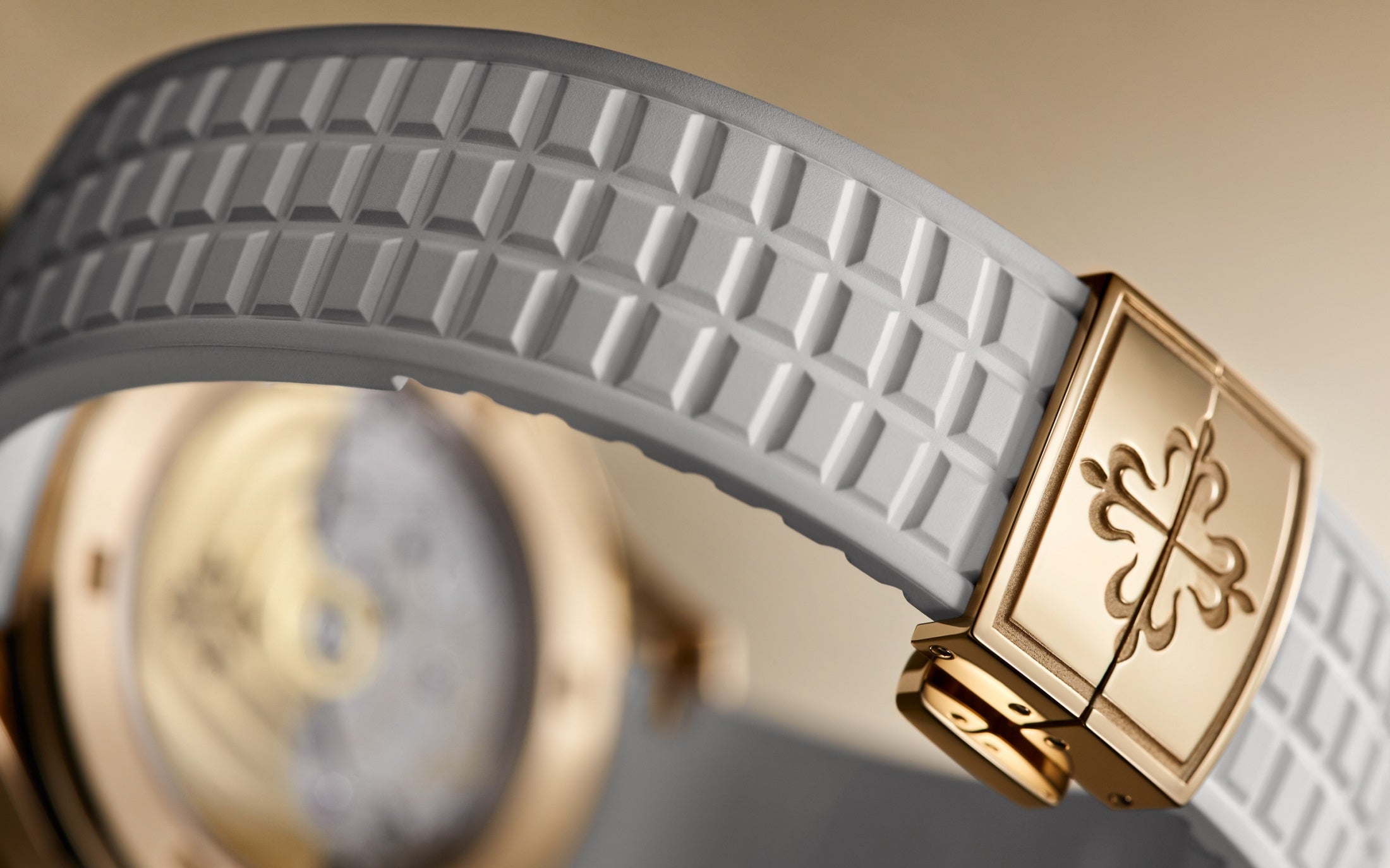 兼职  林炎: luxecystore