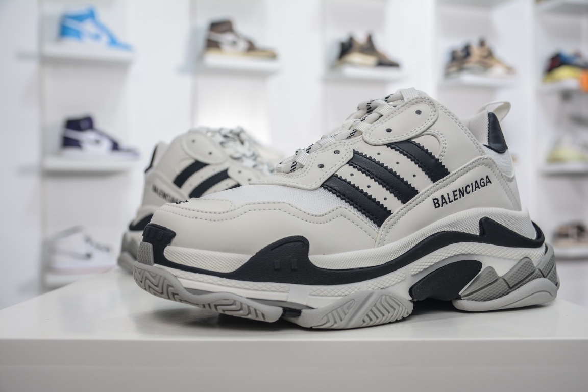 Balenciaga Triple S Sneaker x Adidas in White、mysite、Cacoeks