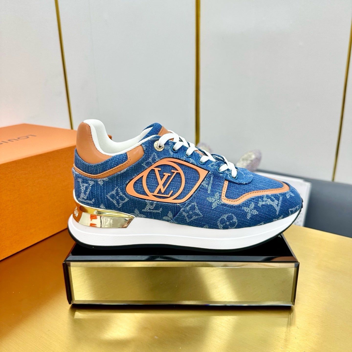 NEO RUN AWAY SNEAKER IN CLASSIC BLUE MONOGRAM DENIM AND ORANGE CALFSKIN、mysite、Cacoeks