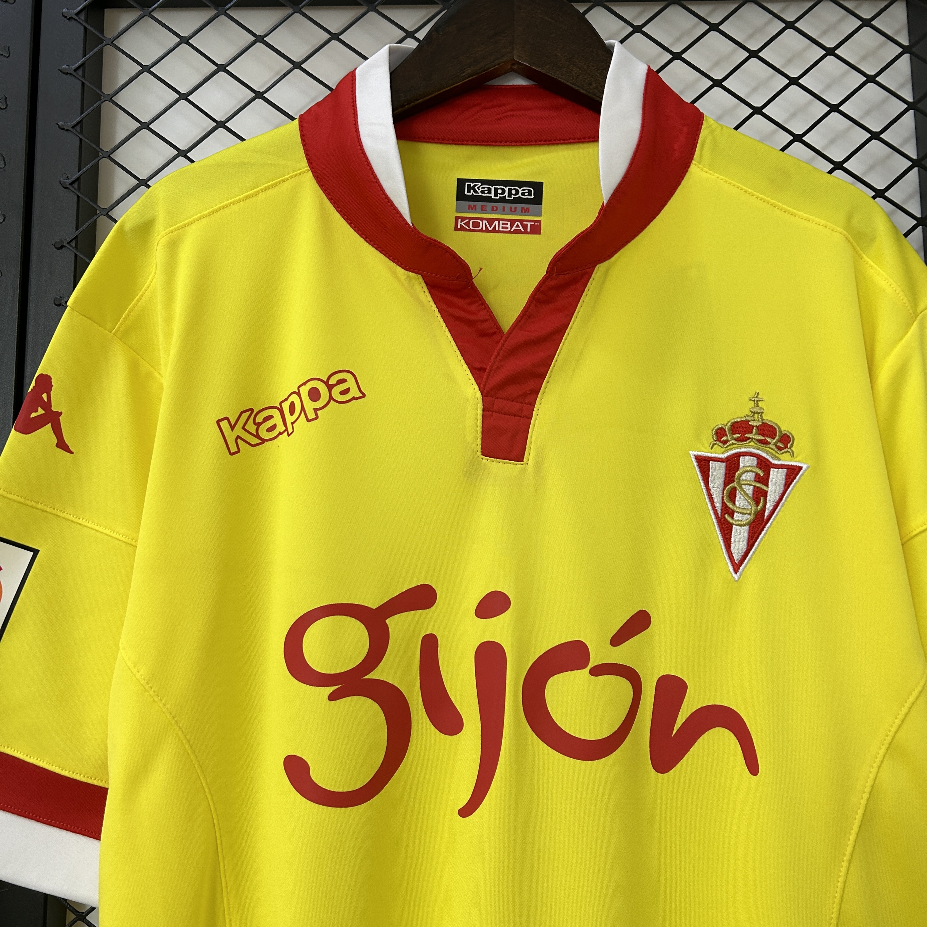 GlobeJersey-Retro Sporting Gijon 2015-16 Third Jersey