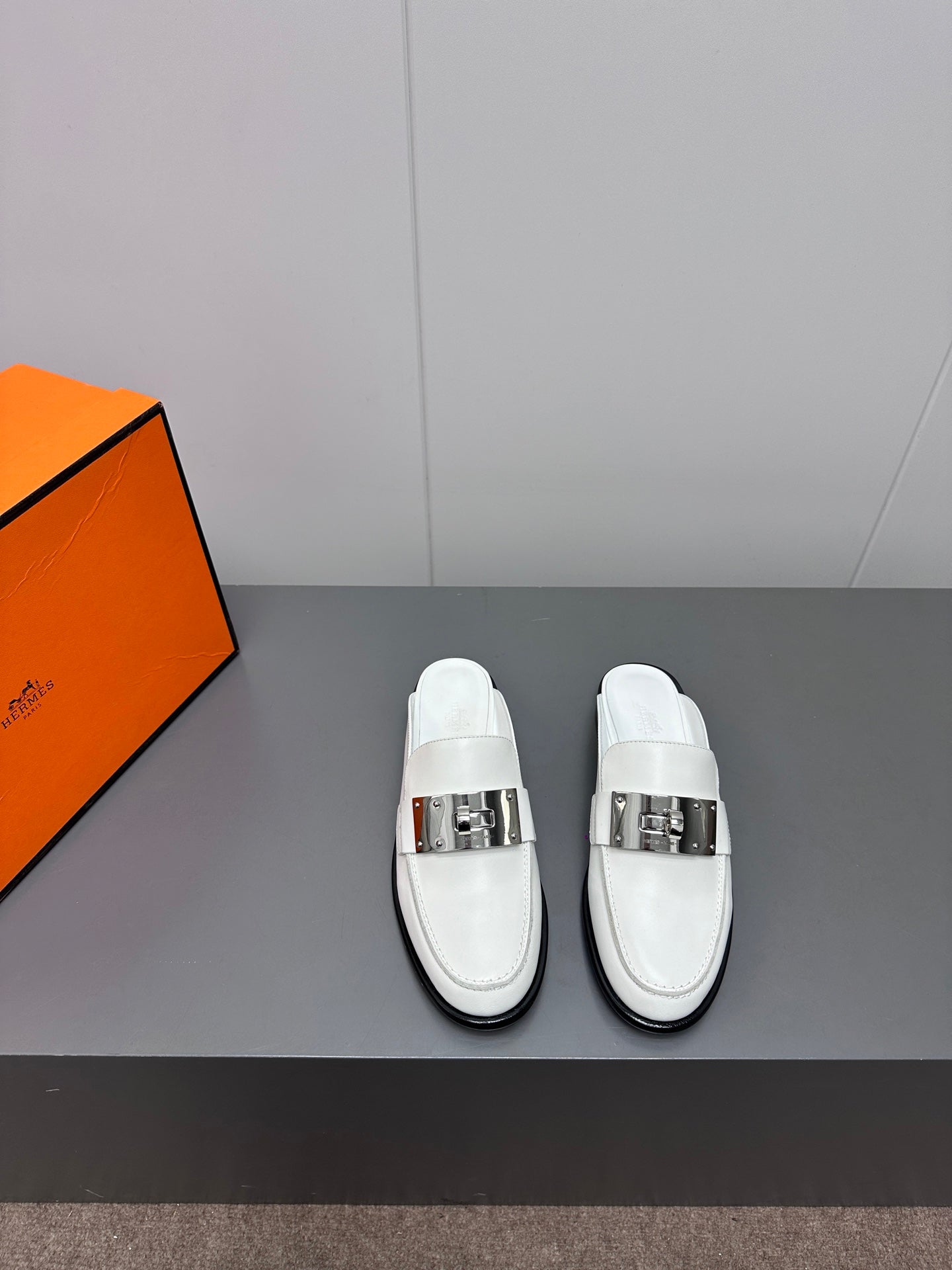 0Z MULE IN WHITE LAMBSKIN、mysite、Cacoeks