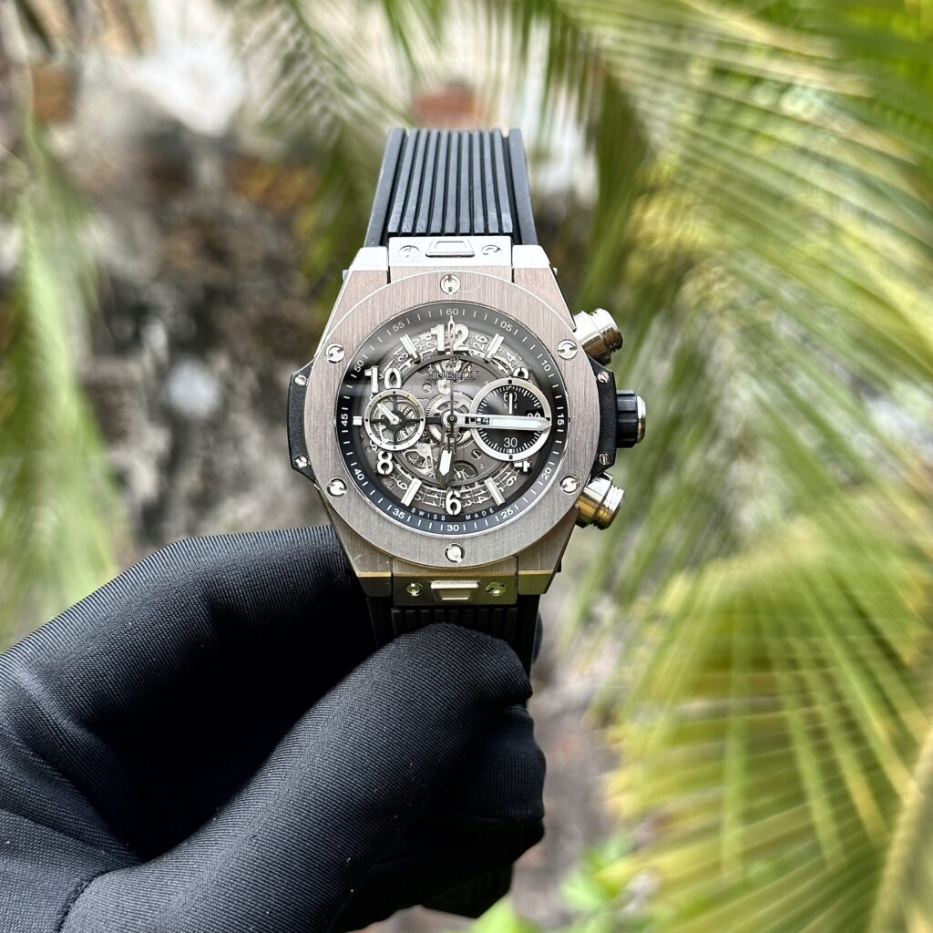 Đồng Hồ Hublot Big Bang Unico Titanium Replica 11 Màu Đen 44mm (1)