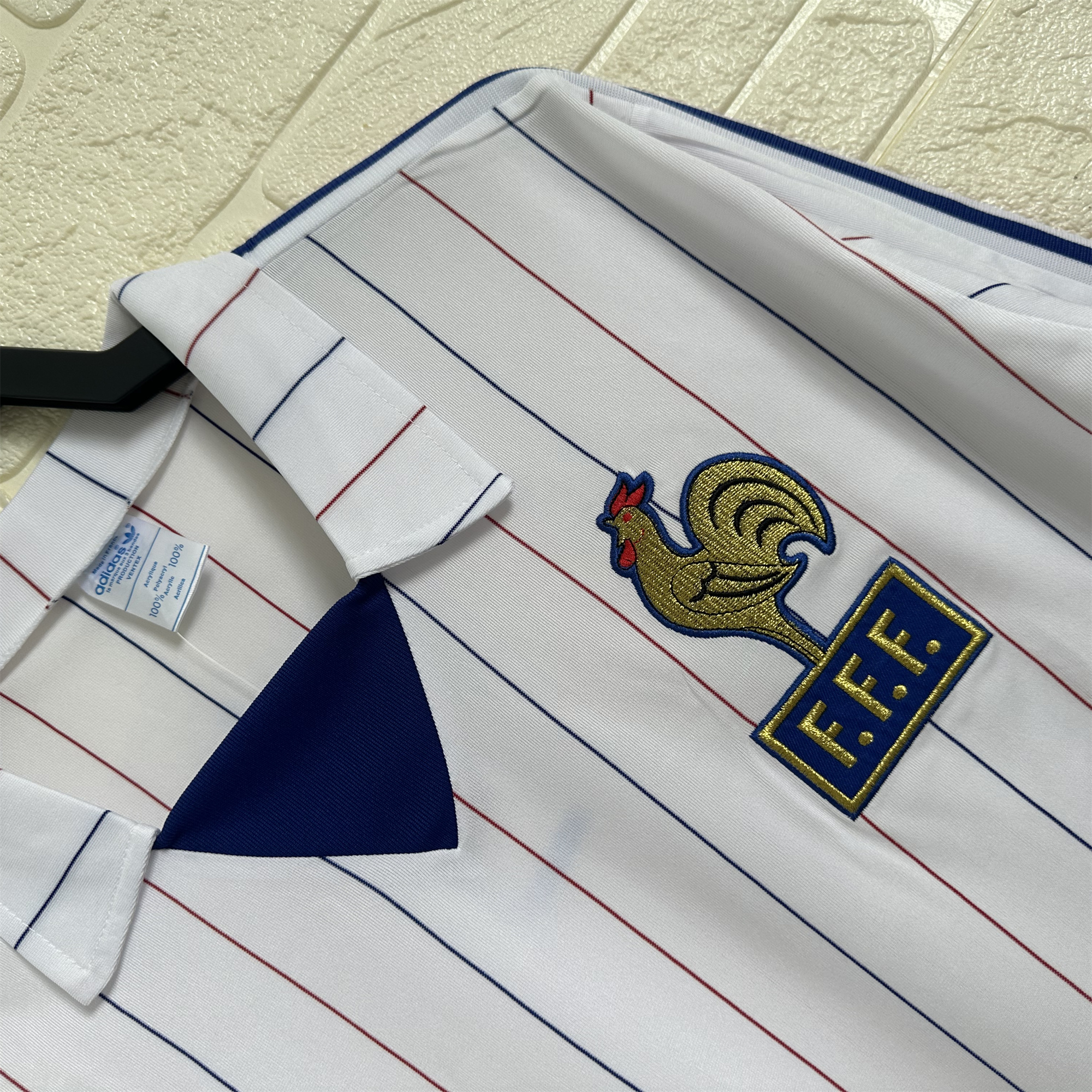 Higojerseys-Retro France 1980-82 Away Long Sleeve Jersey