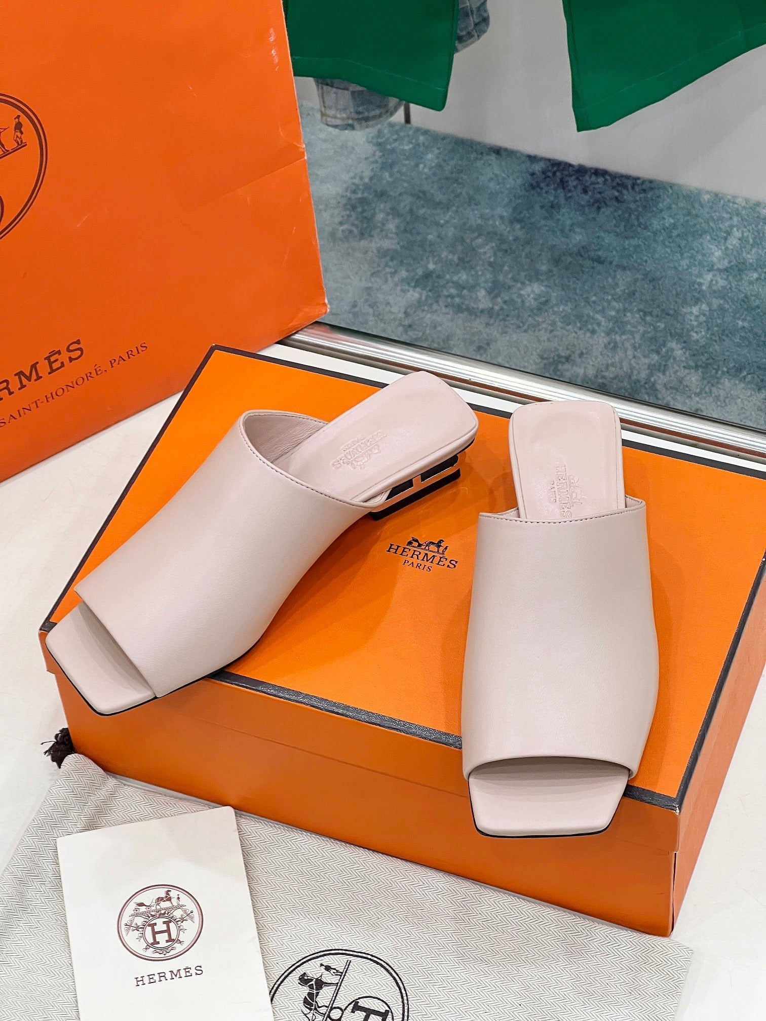 IDOLE SANDAL IN BABY PINK CALFSKIN、mysite、Cacoeks