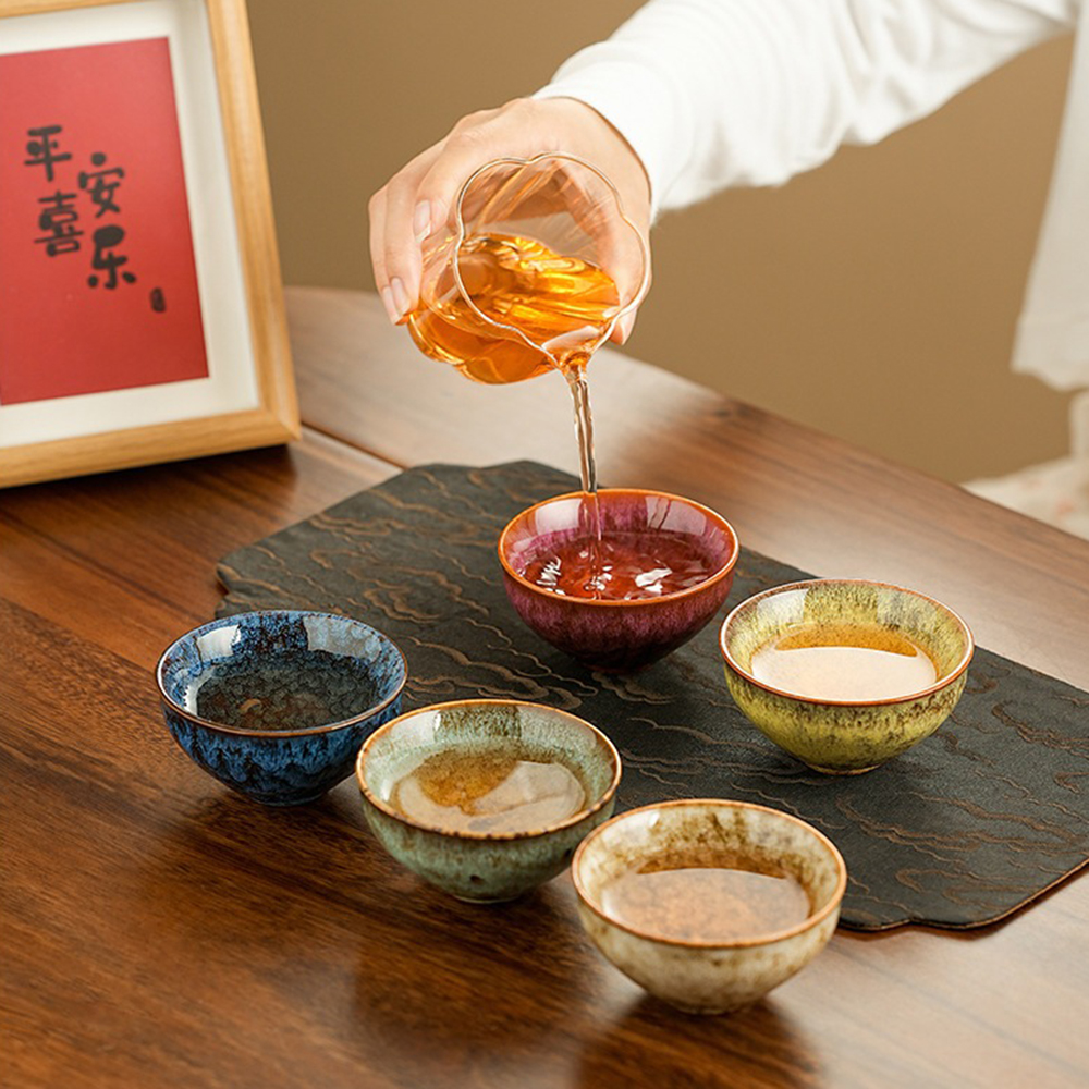 GEEK BAR-https://www.hot-toy.com/