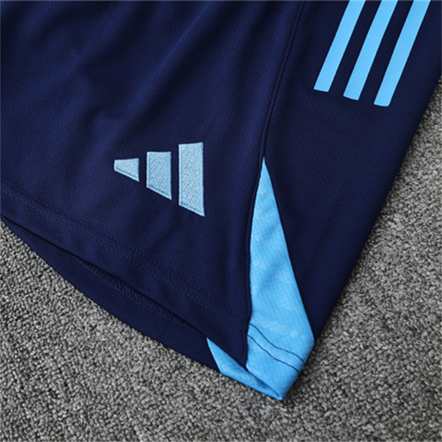 UltraTrikot-Real Madrid 25-26 Pre-Match Kids Short-Sleeve Training Set - Blue-Gray Camouflage Top and Blue Shorts