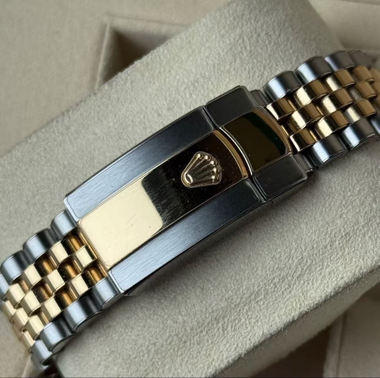 Rolex Datejust 41mm SuperClone Swiss Replica Watch TwoTone Jubilee BraceletWimbledon Dial Ref 126333|3235 Swiss Movement