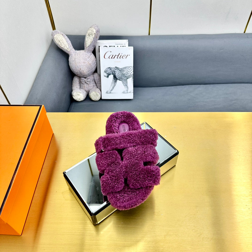 CHYPRE SANDAL IN ORCHID PURPLE SHEARLING、mysite、Cacoeks