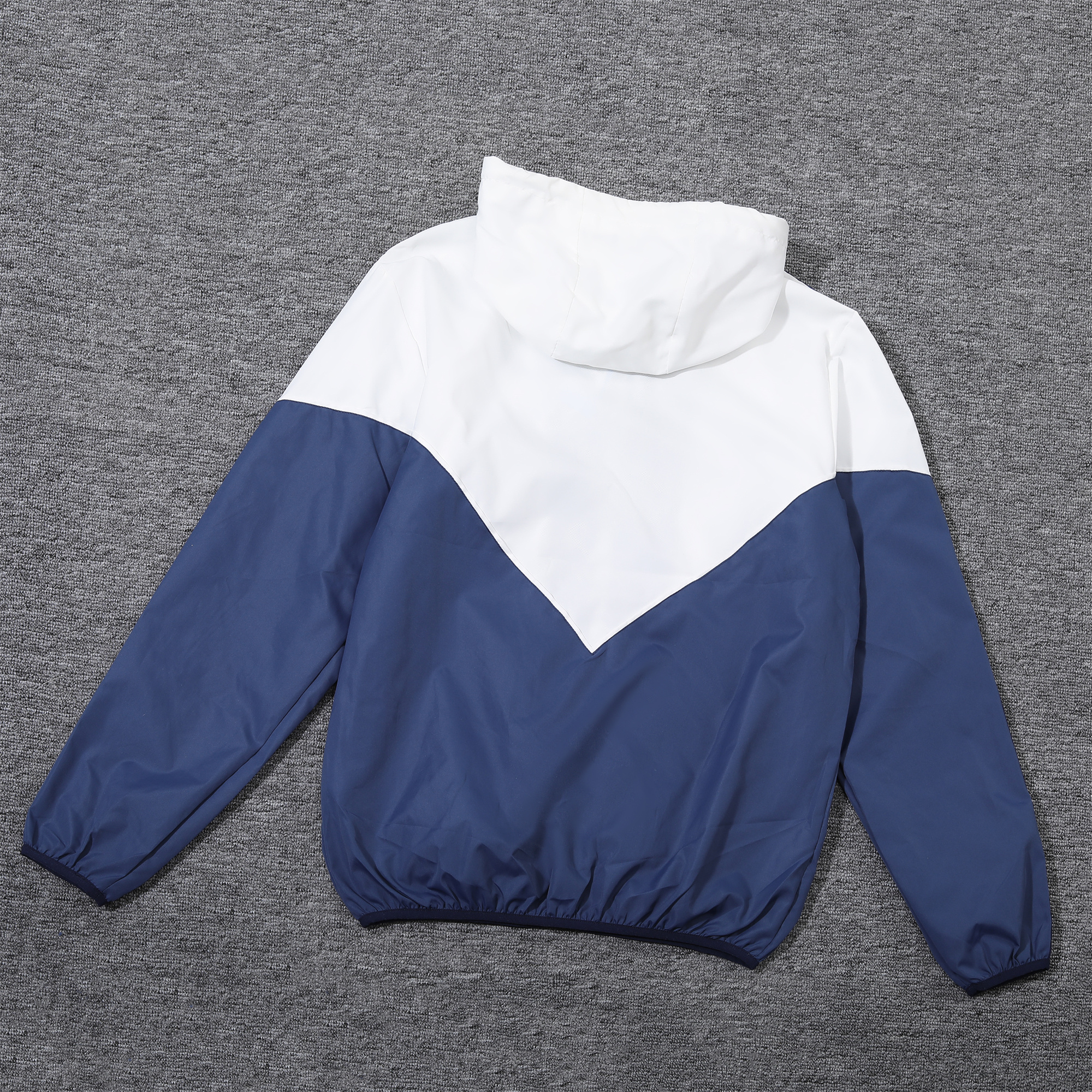 JerseysGala.com | Real Madrid 24-25 White Hooded Windbreaker - Player Version -Customize Name, Number and Patch | Worldwide Shipping