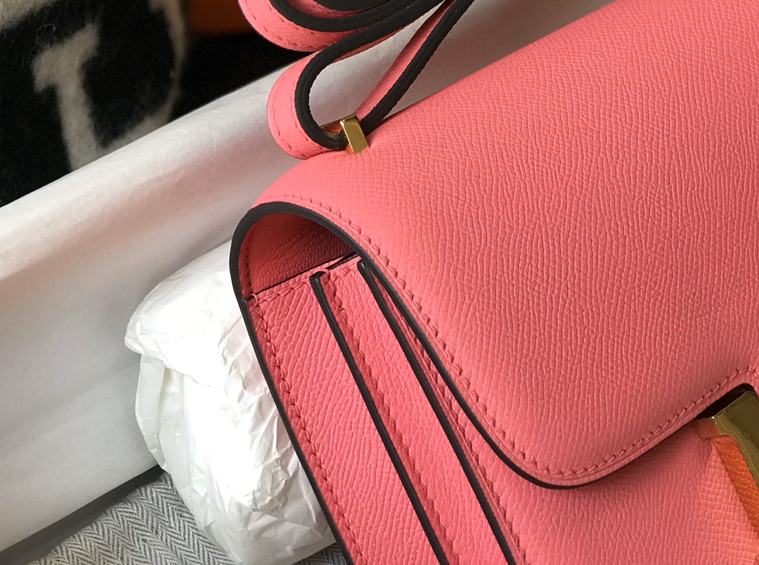 Replica Hermes Constance Bag Epsom Leather Rose Lipstick Wiht Gold 19cm and 23cm