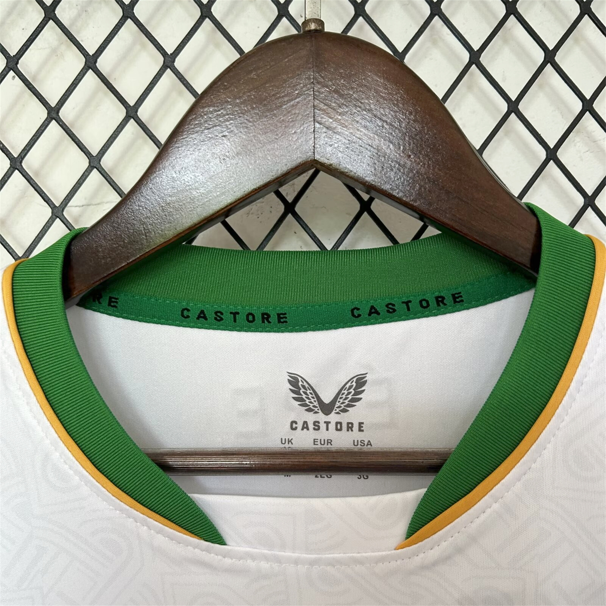 Higojerseys-Ireland 2024 Away Jersey - Fans Version (with SKY patch)