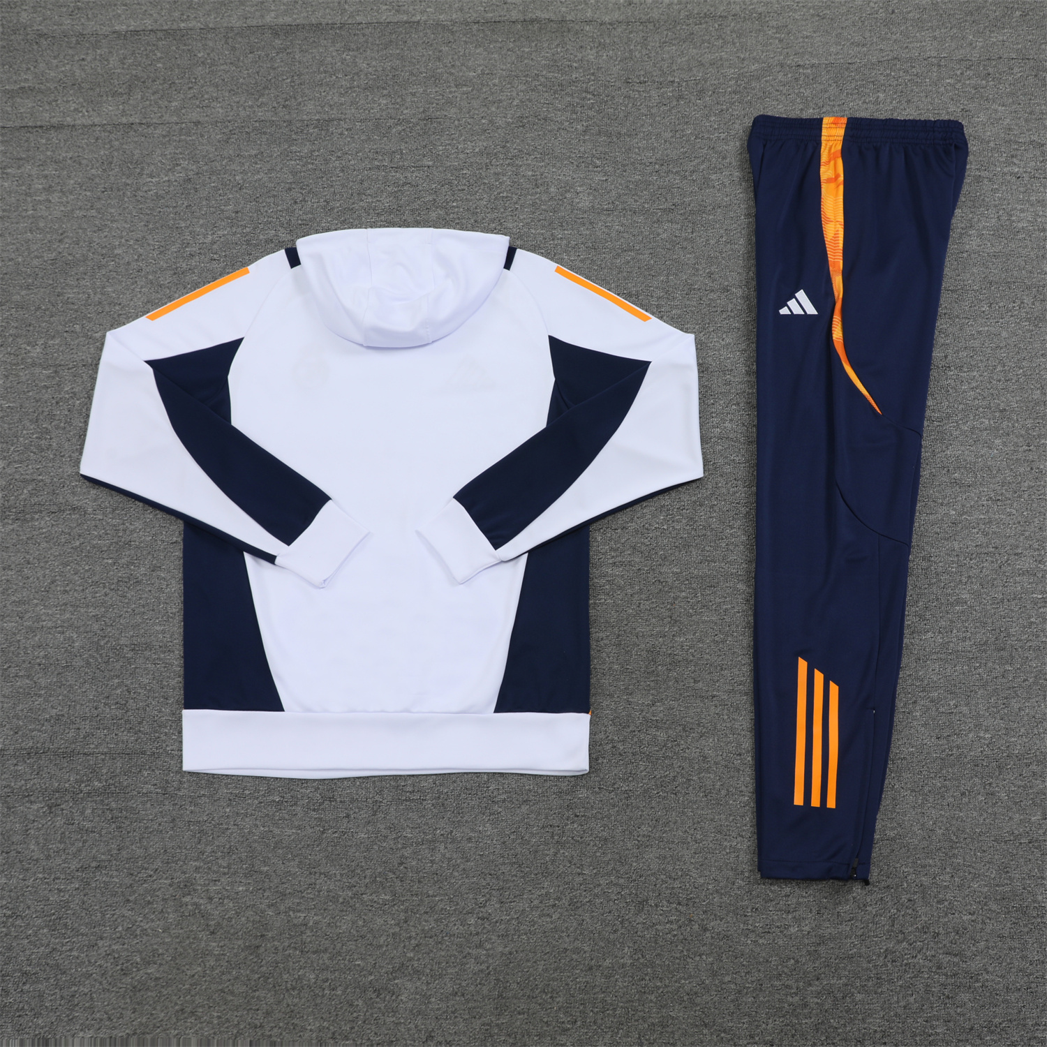 ManixJersey.com | Real Madrid 24-25 Training Hoodie Set - White Hoodie and Deep Blue Pants -Customize Name, Number and Patch | Worldwide Shipping