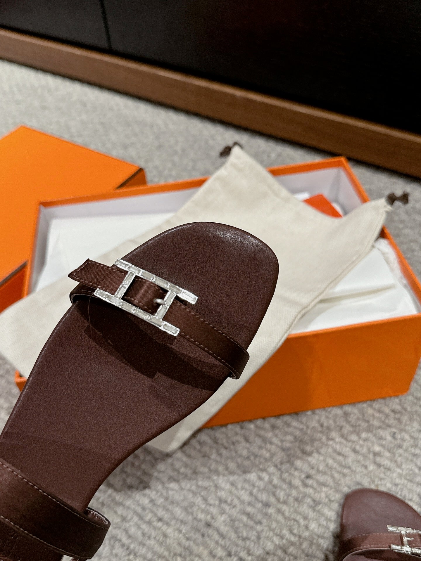 BUCKLE SANDAL CHOCOLATE CALFSKIN、mysite、Cacoeks
