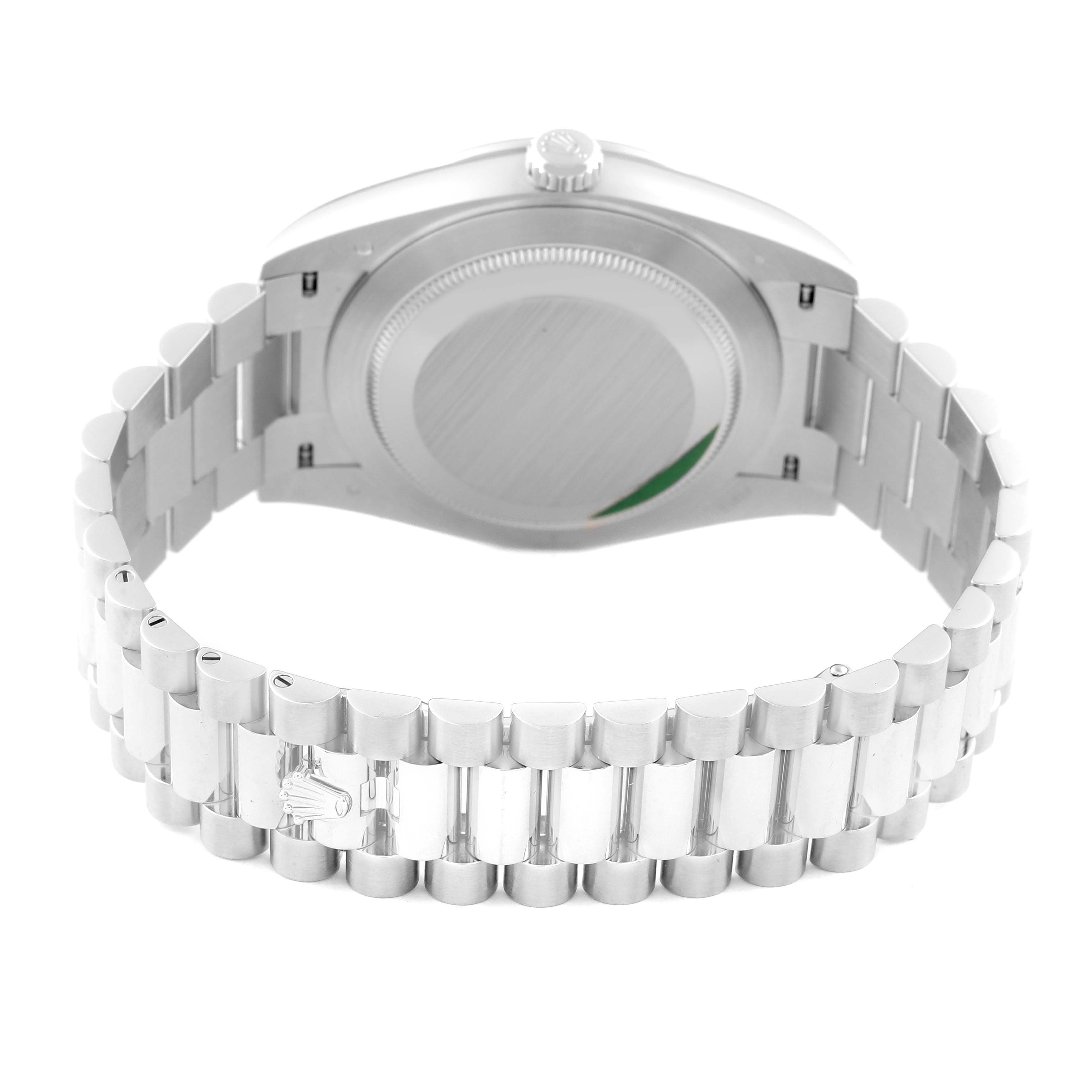 兼职  林炎: luxecystore