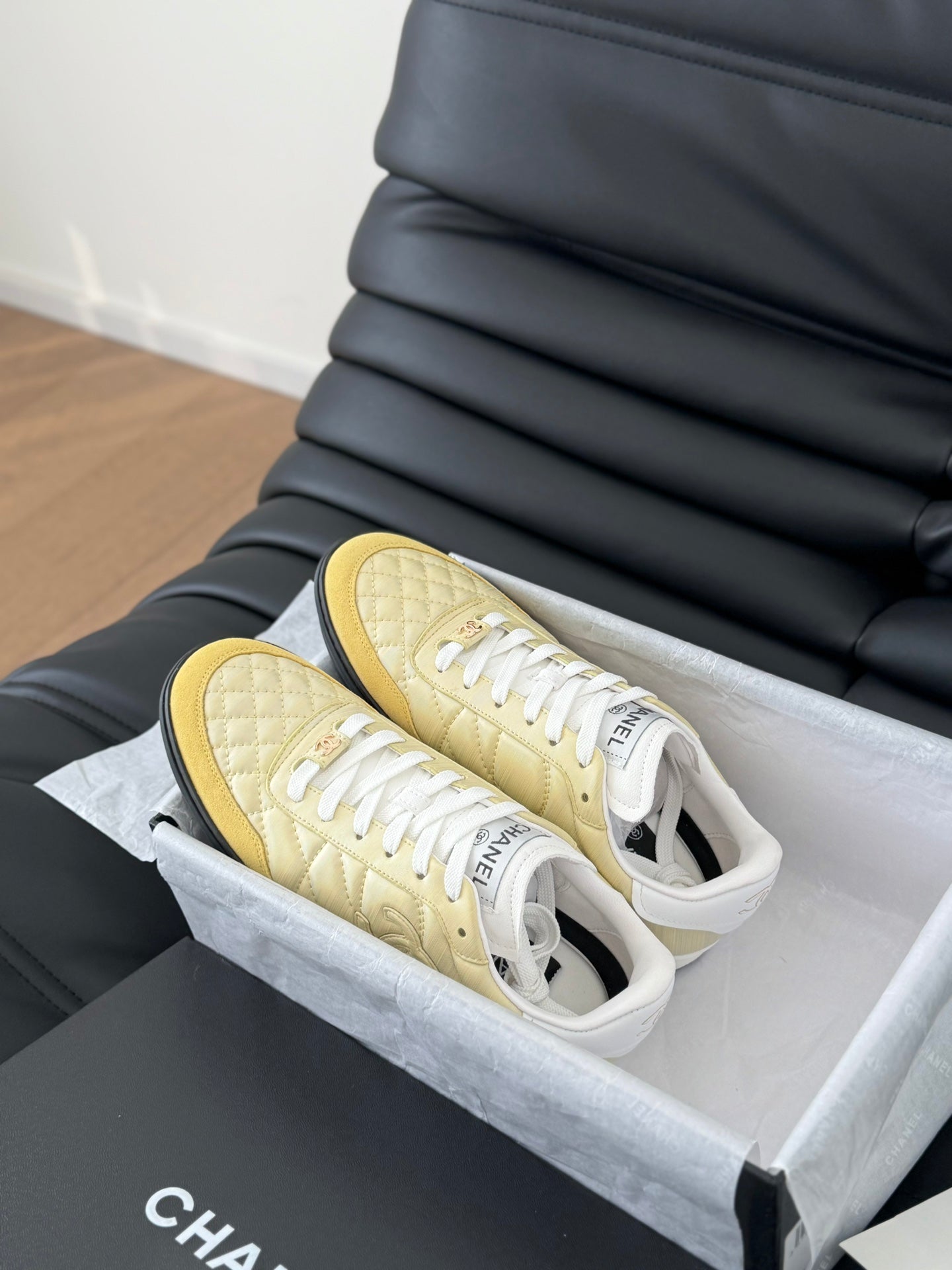 CC SNEAKER IN LIGHT YELLOW MIX WHITE EMBROIDERED LAMBSKIN、mysite、Cacoeks