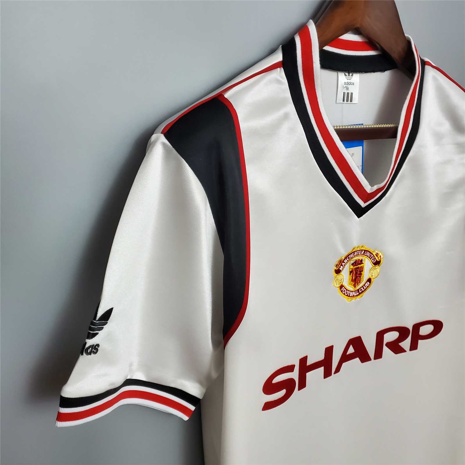 Higojerseys-Retro Manchester United 85-86 Away Jersey