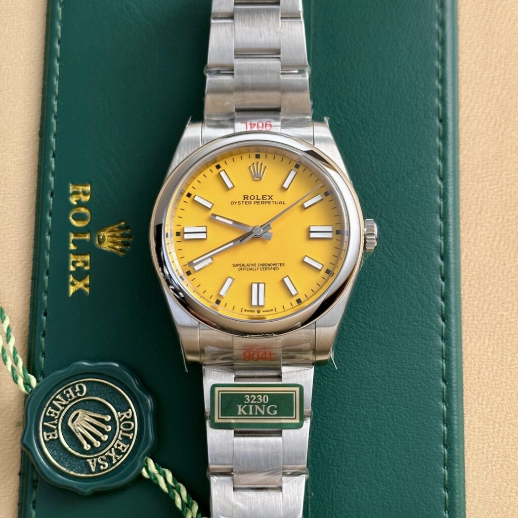 Đồng Hồ Rolex Oyster Perpetual 124300 Mặt Vàng Replica King Factory 41mm (3)