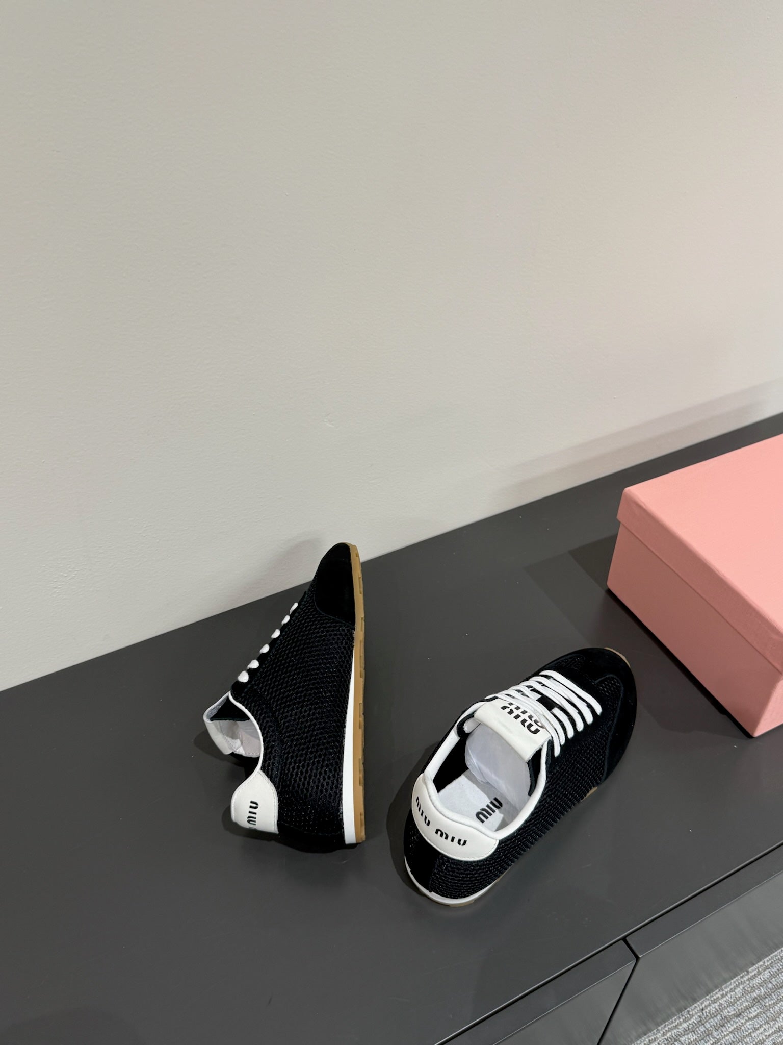 RETRO SNEAKERS IN BLACK MESH AND SUEDE、mysite、Cacoeks