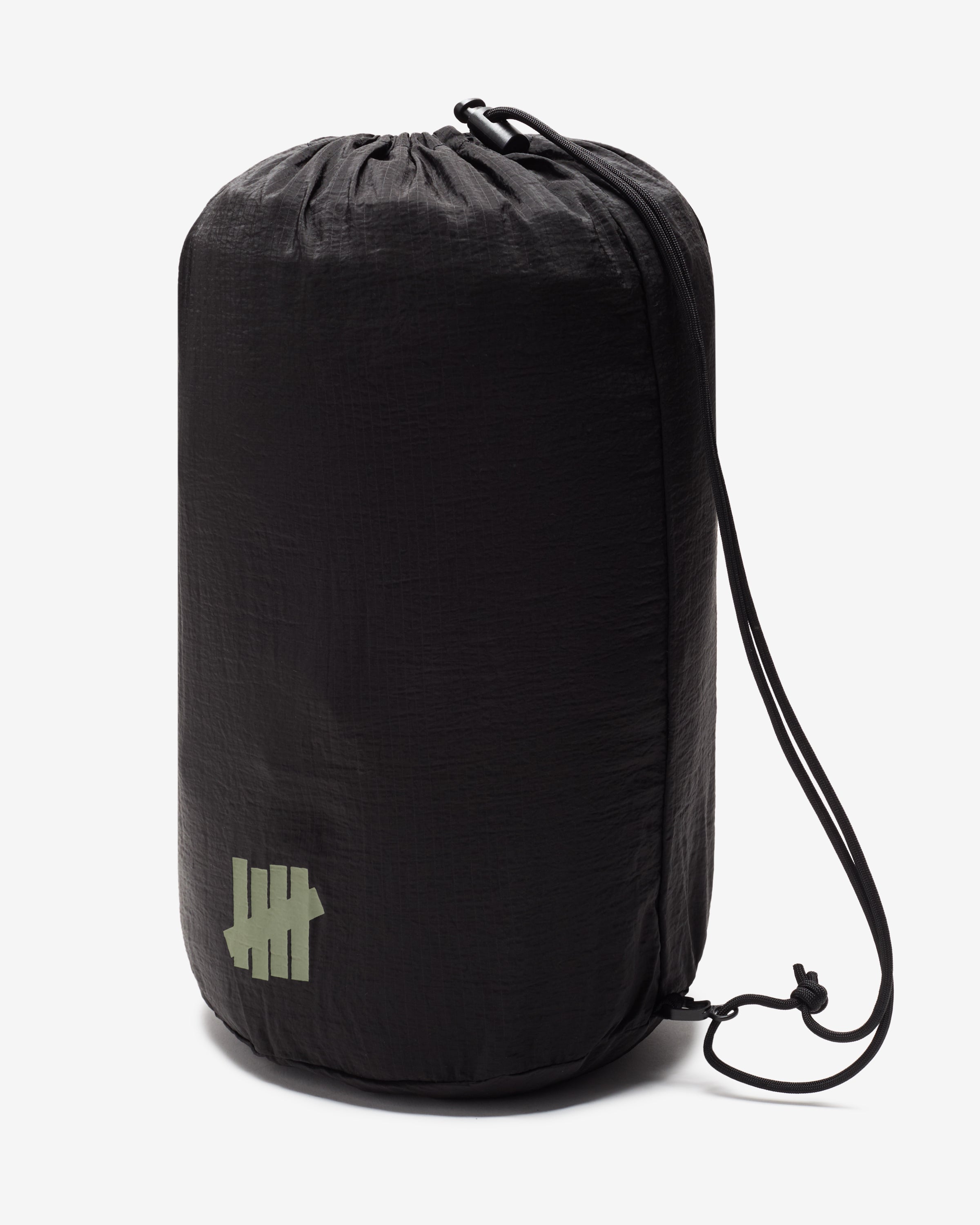 UNDEFEATED QUILTED BLANKET