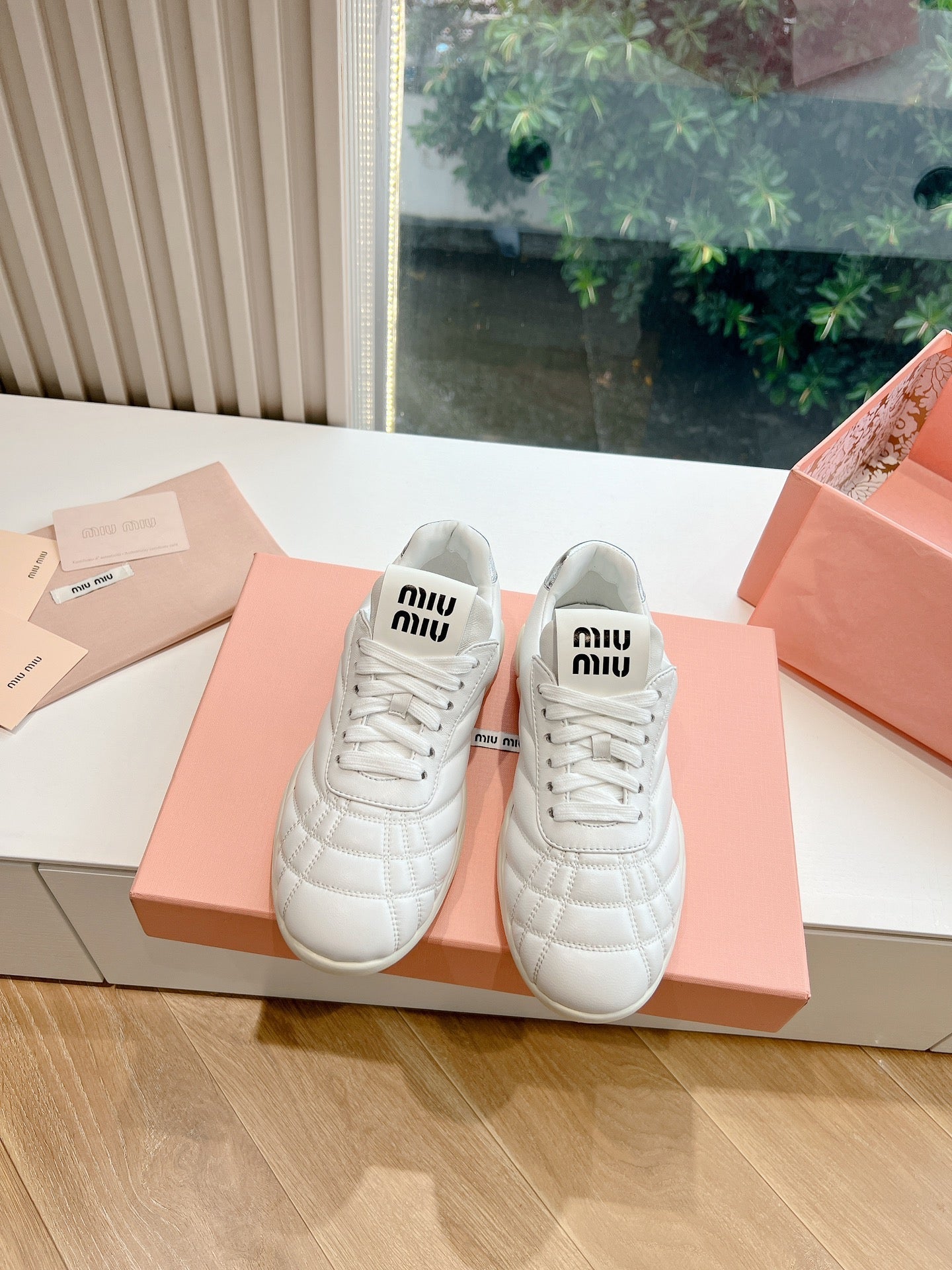 Women's Sneakers White Cowhide、mysite、Cacoeks