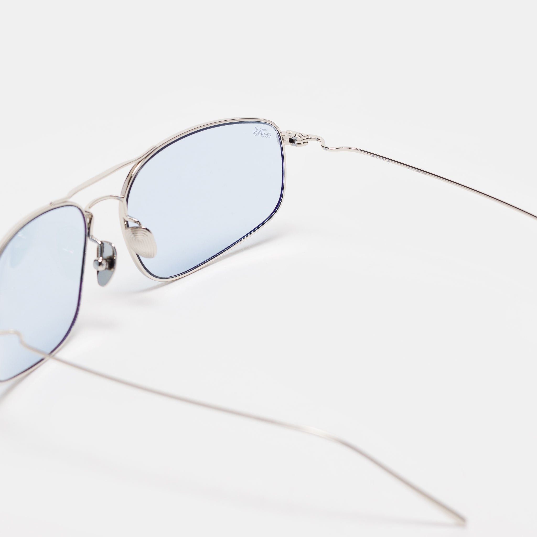 Mal Sunglasses in Silver/Sky Blue