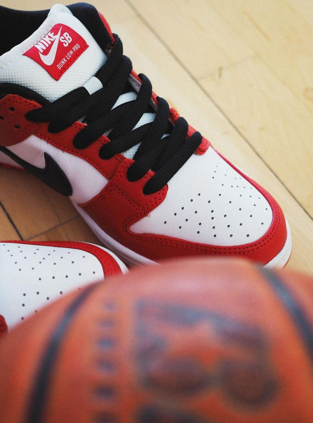 Nike SB Dunk Low Pro J-Pack Chicago、NIKE、Cacoeks