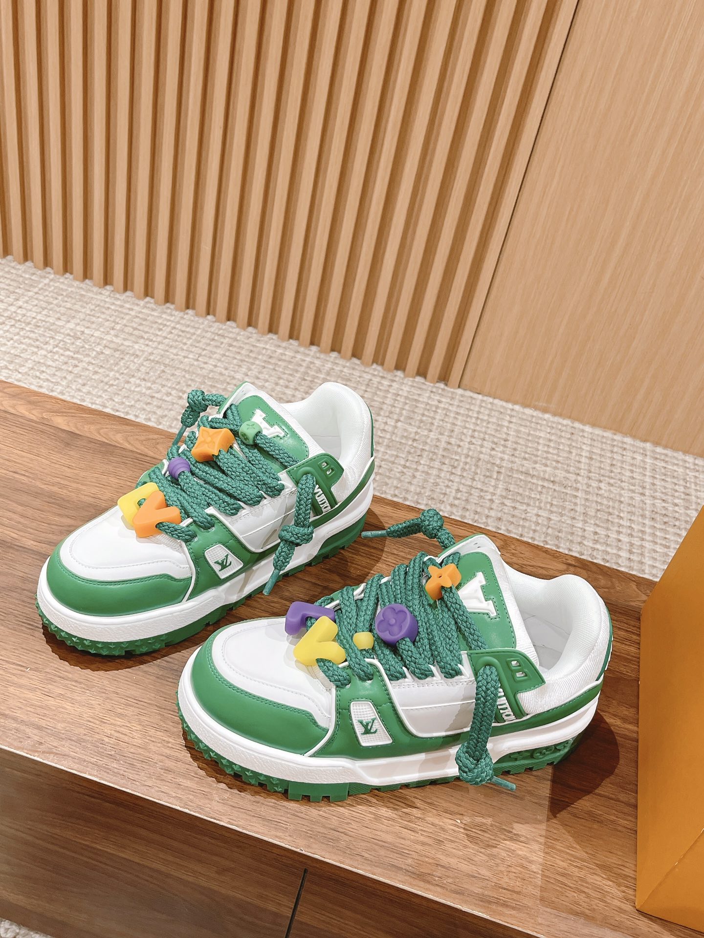 LV Trainer Maxi Sneaker White Mix Green Calfskin、mysite、Cacoeks
