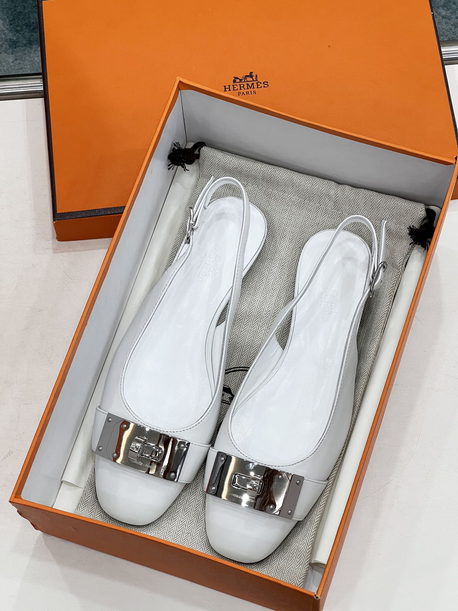 INNOCENTE SLINGBACK WHITE CALFSKIN、mysite、Cacoeks