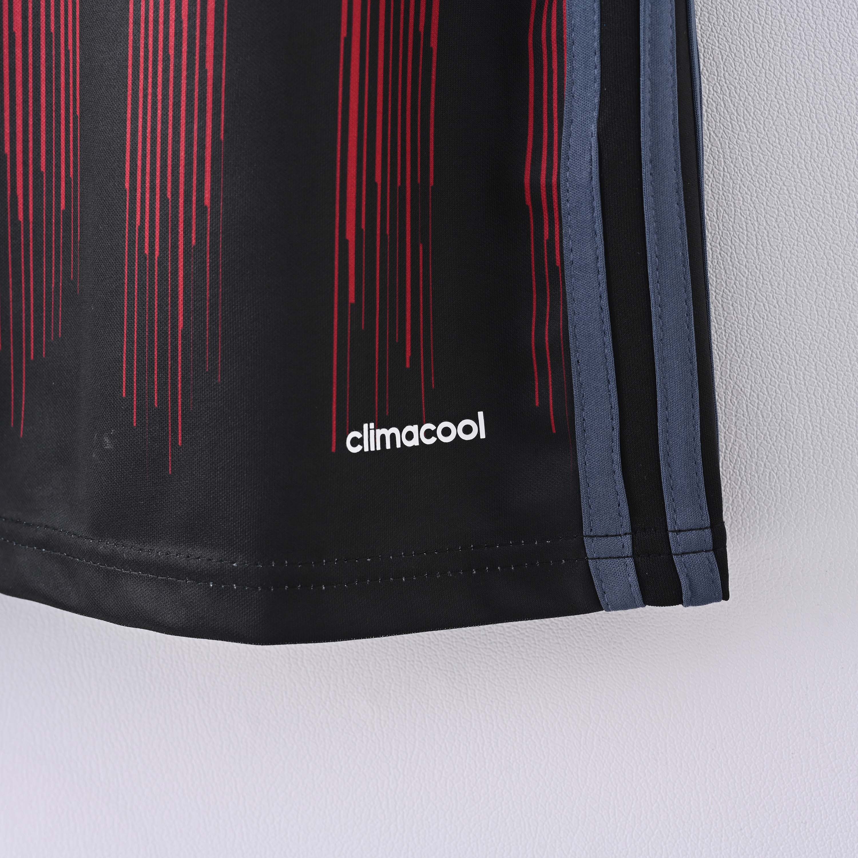 2016/2017 Retro AC Milan Home Football Shirt 1:1 Thai Quality:football jersey mysite: unitedjerseyfootball 邓江浪:football