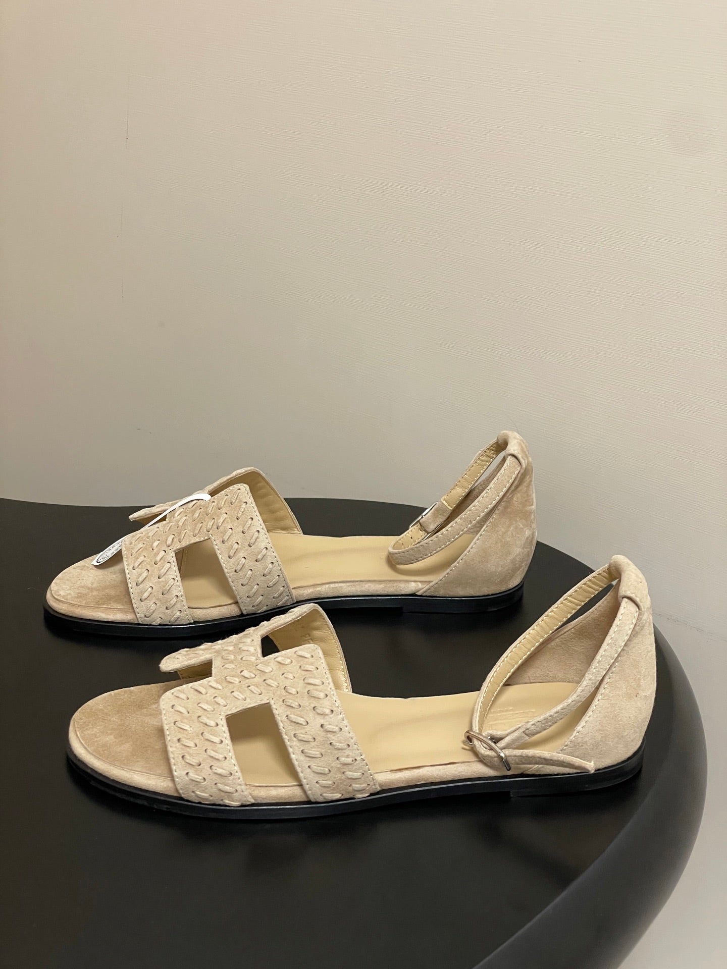 HM 25S SANTORINI SANDAL IN BEIGE SUEDE AND LAMBSKIN、mysite、Cacoeks