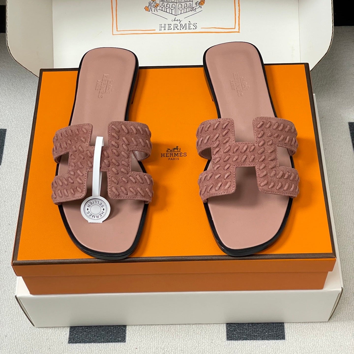 HM 25S ORAN SANDAL IN PEACHY PINK SUEDE AND LAMBSKIN、mysite、Cacoeks