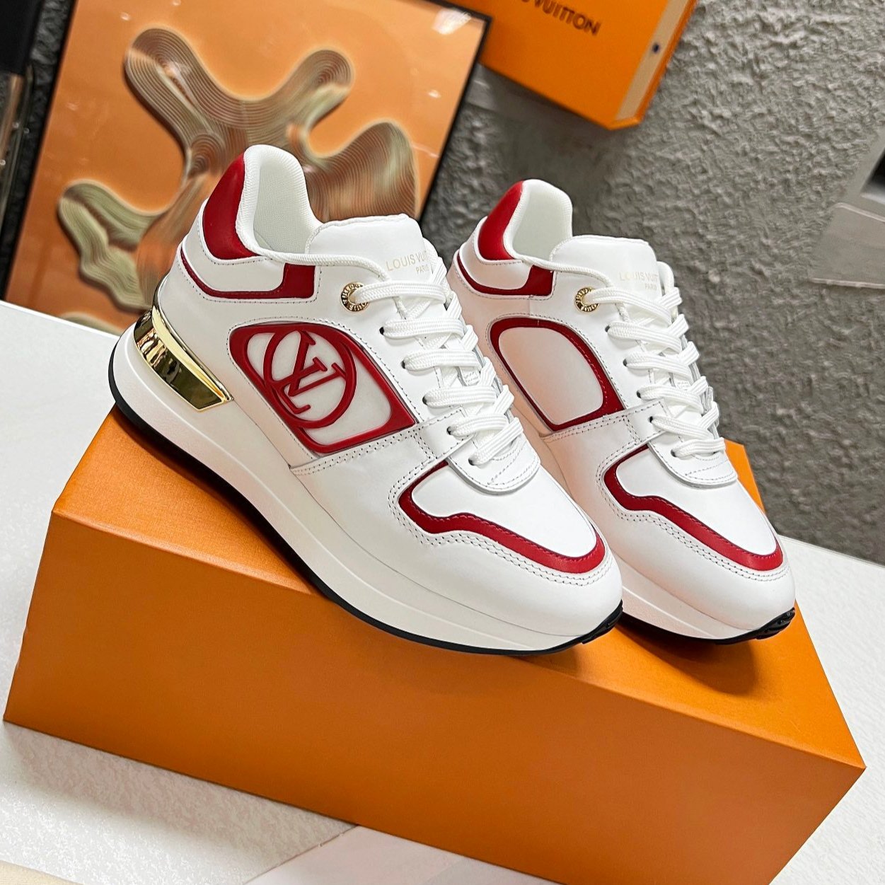 LV WOMEN SNEAKER IN WHITE MIX CHERRY RED CALFSKIN、mysite、Cacoeks