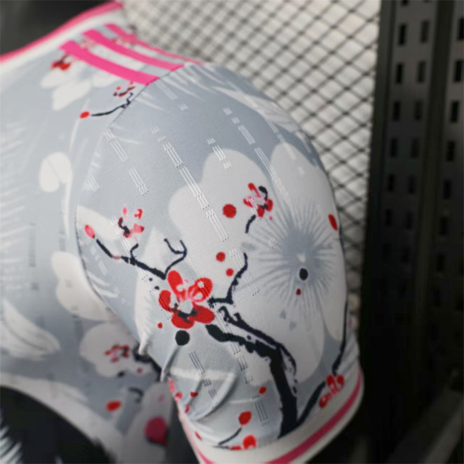 UltraTrikot-Japan 25-26 Pink And White Snow Fox Special Jersey - Player Version