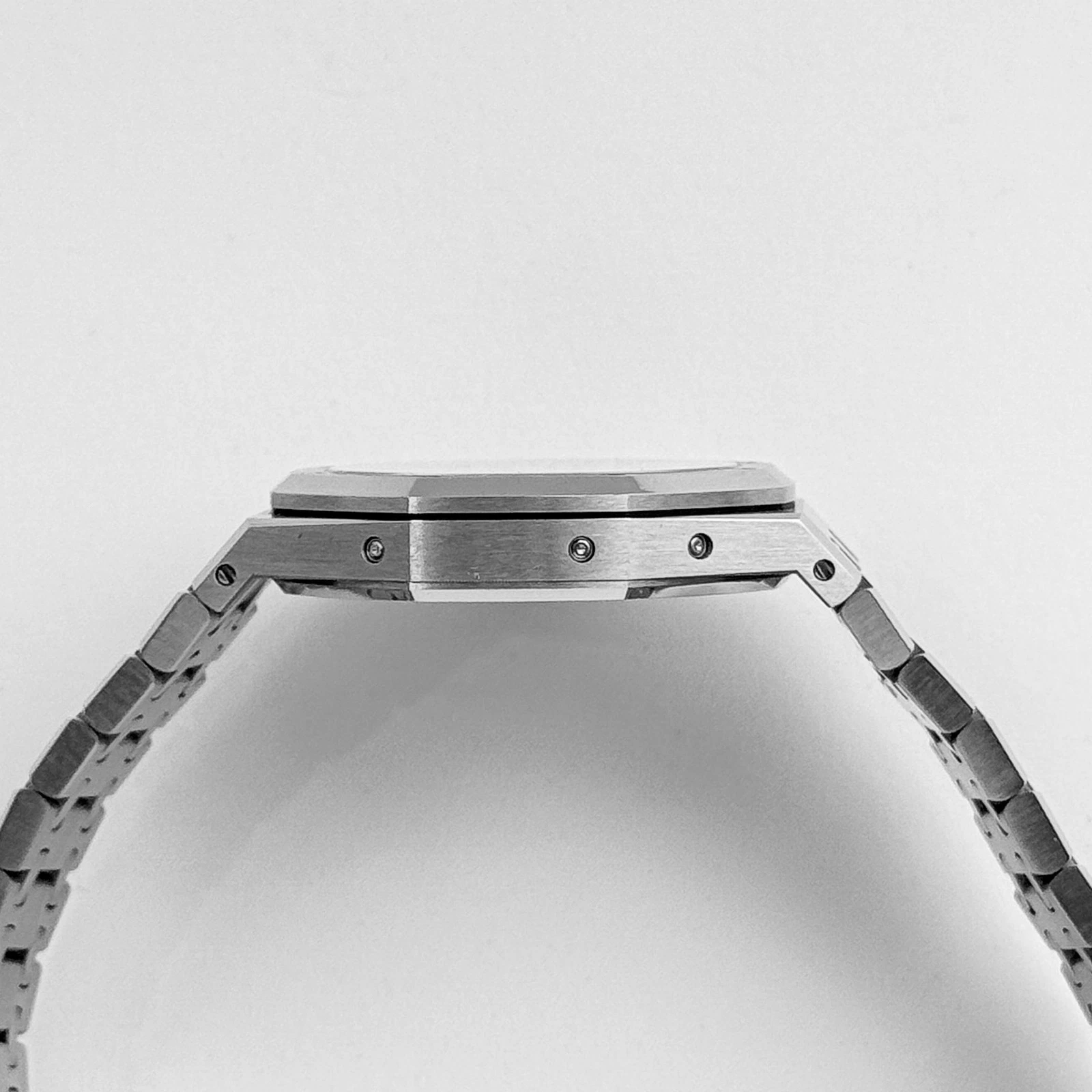 Audemars Piguet Royal Oak Chronograph 26574ST.OO.1220ST.02 Super Clone Watch – Blue Dial Stainless Steel Replica