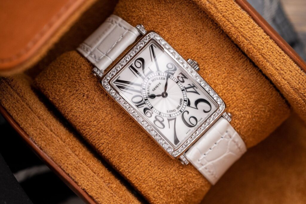 Đồng Hồ Franck Muller Island Độ Kim Cương Tự Nhiên Nữ 36mm (1)